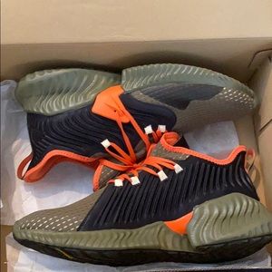Adidas Alphabounce Instinct Size 11